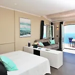 Blu Retreat *
