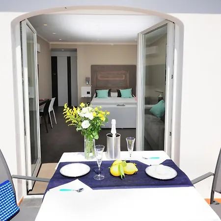 Blu Retreat