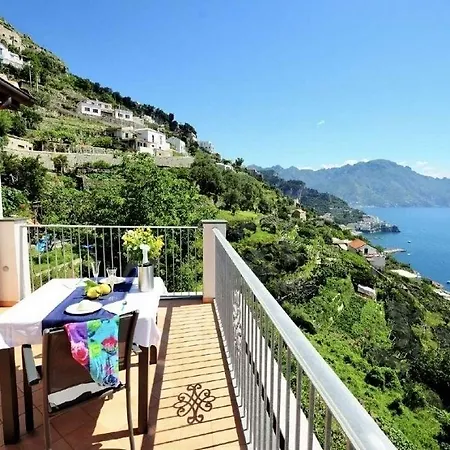 Blu Retreat 아파트